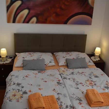 Studio Apartman Tasha أوباتيا المظهر الخارجي الصورة