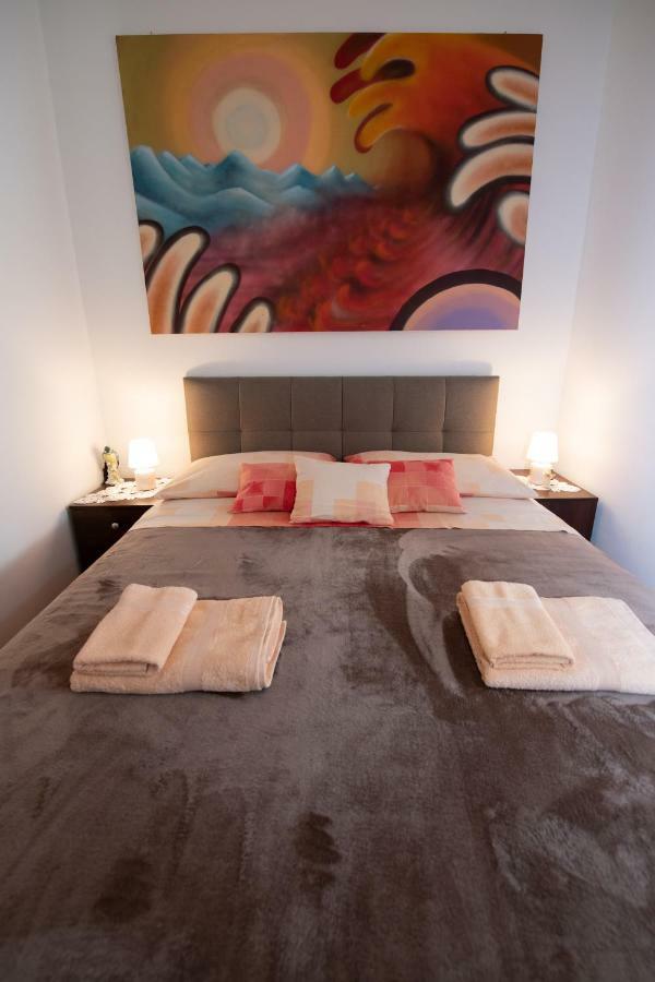 Studio Apartman Tasha أوباتيا المظهر الخارجي الصورة